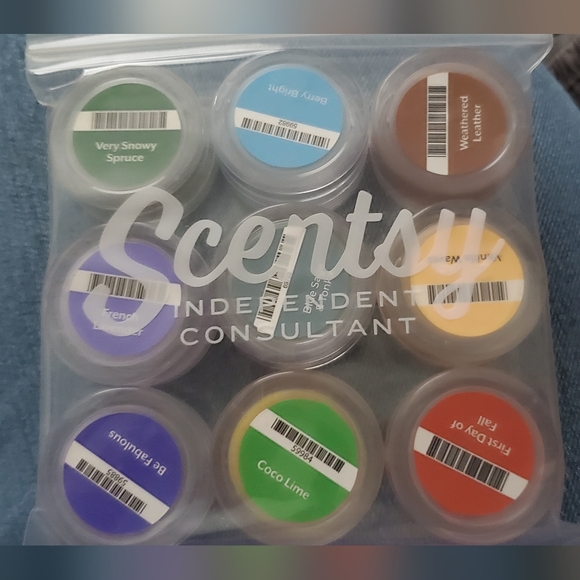 Scentsy Tester 9 pack. - Picture 1 of 2